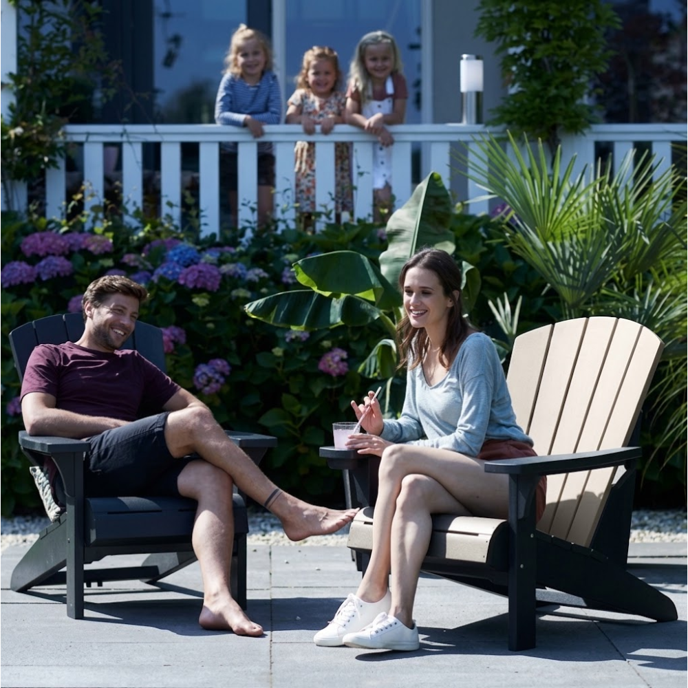 Cadeira Adirondack Pavão Madeira Plástica Área Externa Branca 160kg