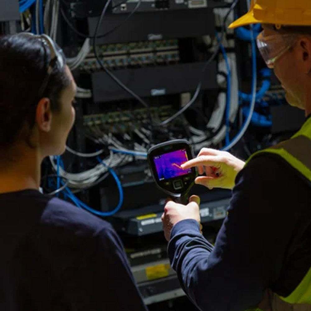 Câmera Termográfica Termovisor 76.800 Pixels Flir E8 Pro com Nuvem Ignite