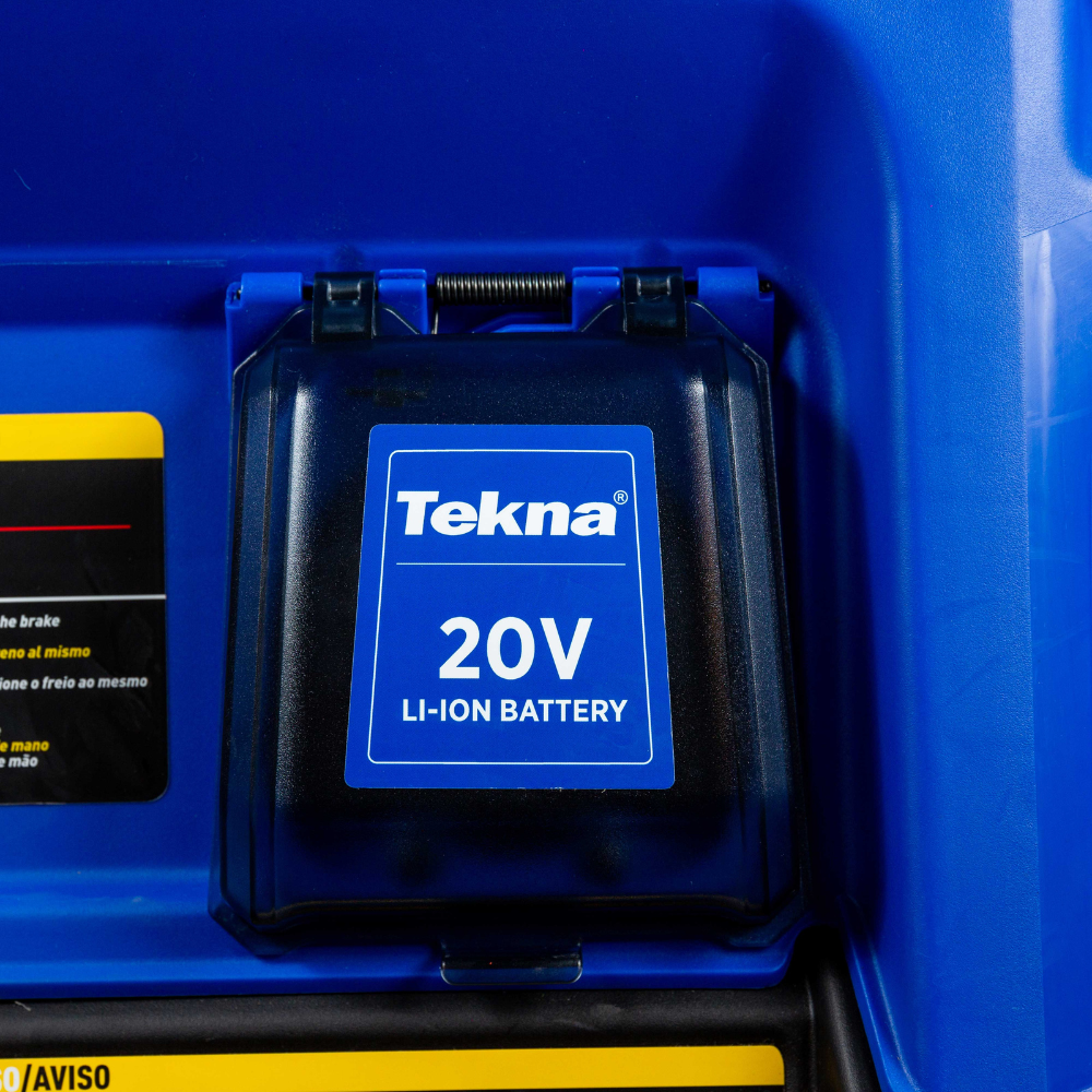 Trator Cortador Grama Gasolinha Partida Elétrica Com Recolhedor 150L TCG247,5M 7.5HP/CV 24" Tekna