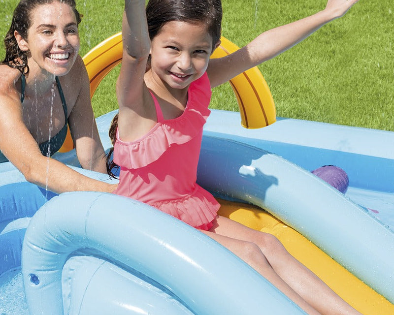 Piscina Playground Aventura na Floresta 493 Litros Mais 57 Litros Intex