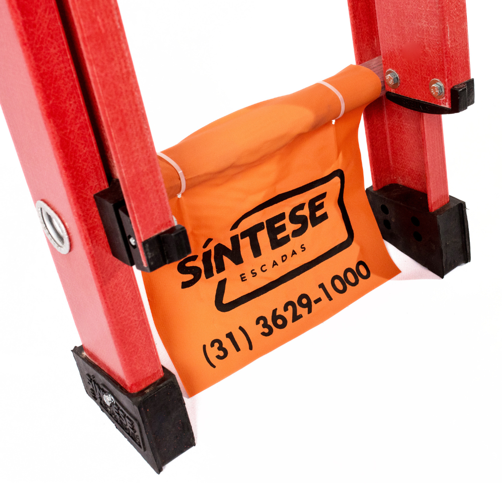 Escada de fibra de vidro extensível 3,60m x 6m 21 degraus SINTESE
