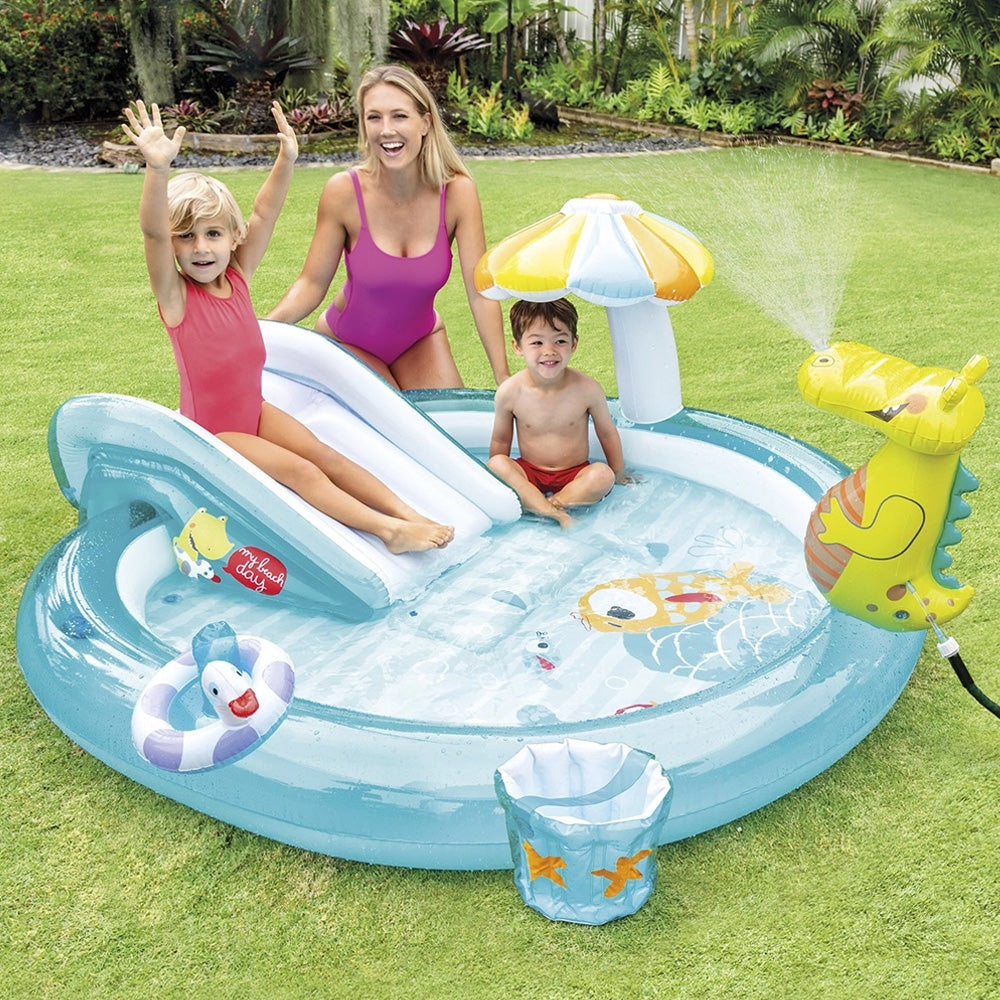 Piscina Infantil Inflável 160 Litros Jacaré Esguicha Água Intex Com Bomba de Ar Manual