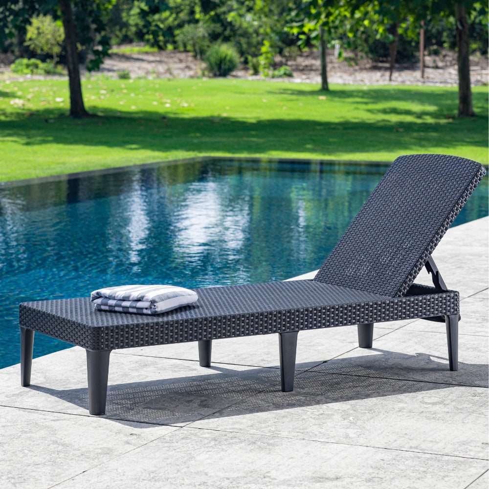 Kit 02 Espreguiçadeira Piscina Keter Jaipur Dobrável com 4 Ajustes de Encosto