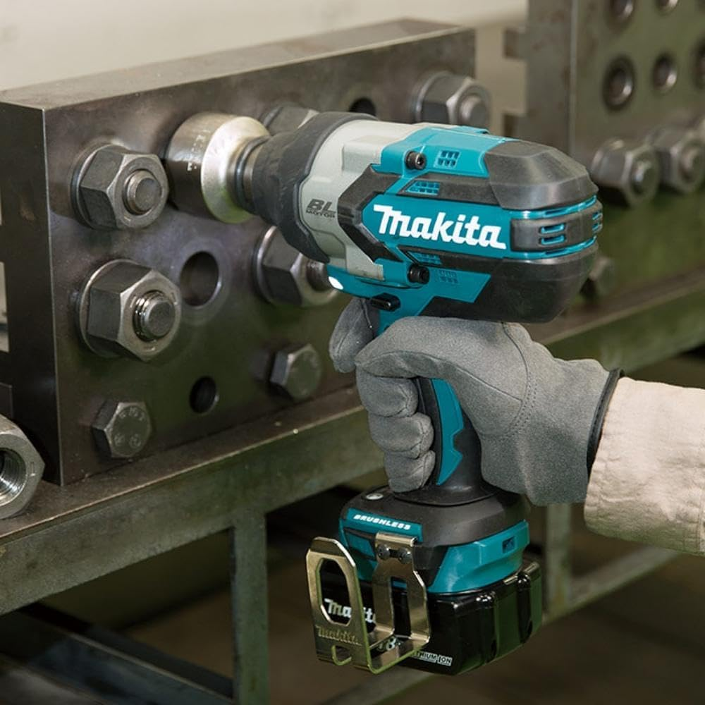 Chave de Impacto Makita DTW1001Z 18V Brushless 1050Nm Com 2 Baterias 3.0Ah e Carregador Bivolt