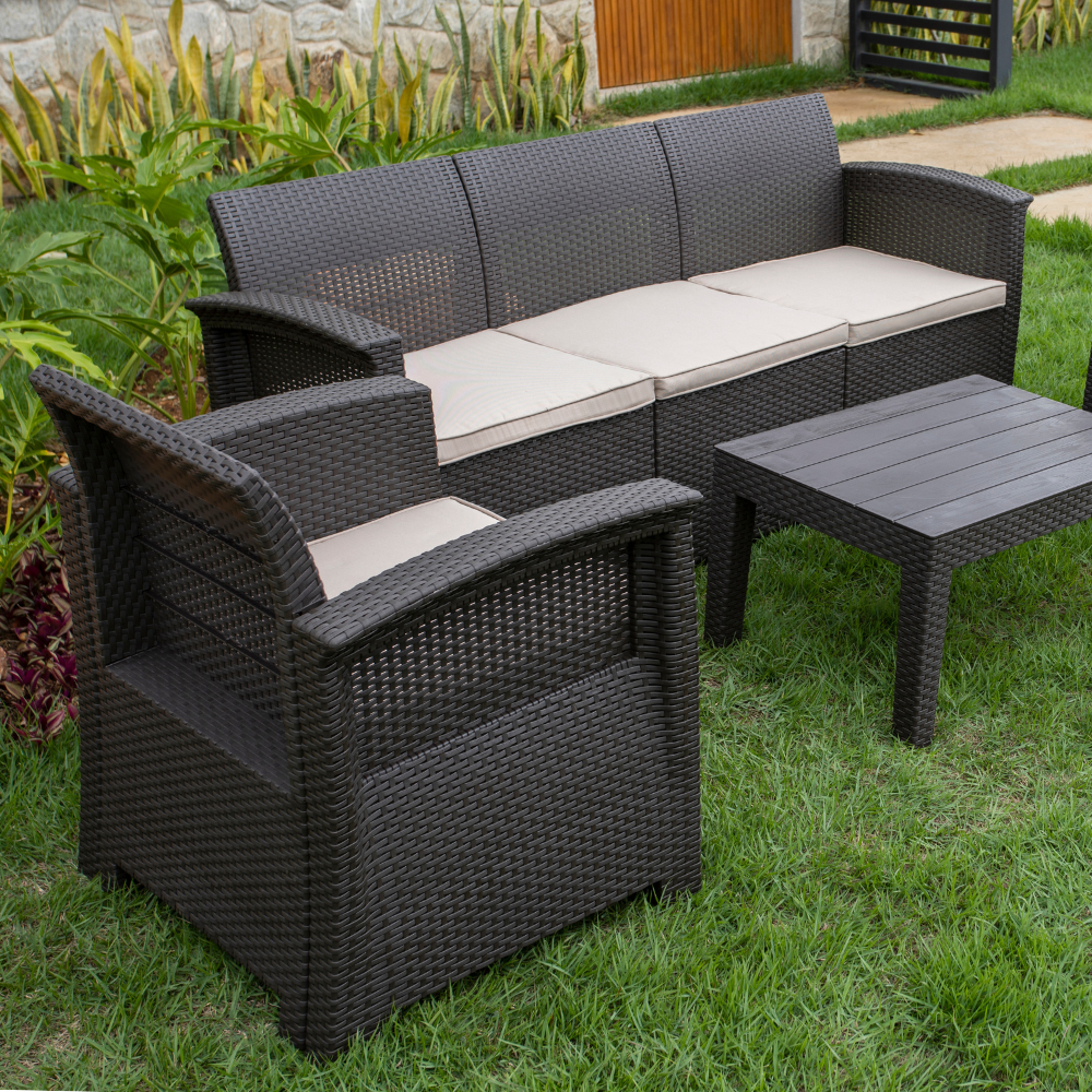 Conjunto de Sofá Jardim Rattan 5 Lugares SyberFlex Confort com Mesa e Almofadas
