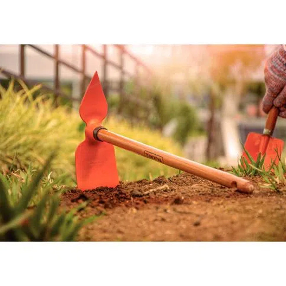 SACHO ENXADINHA MINI PICARETA PARA JARDIM CORAÇÃO TRAMONTINA EM AÇO COM CABO DE MADEIRA 60CM